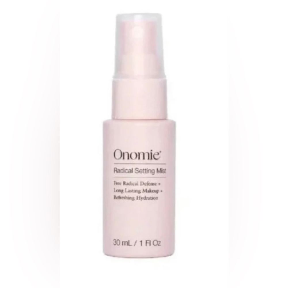 Revolve Onomie Setting Spray